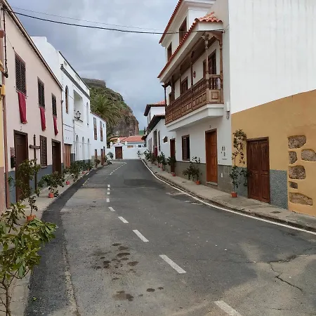 Together * San Juan de la Rambla